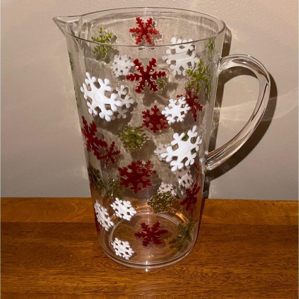 Snowflake ❄️ Holiday Pitcher! - Picture 5 of 5